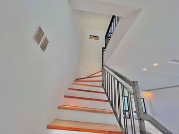 Brand new DUPLEX house and lot in Pilar Village with spacious living area and dining area