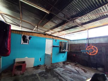 Vende Casa plena Av.Ejercito entre San Jose y Los Comendadores Futuro Metro San Geronimo