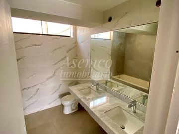 ESPACIOSO DEPARTAMENTO DE ESTRENO CON AMPLIO BALCON VALLE HERMOSO - SURCO