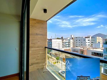 ESPACIOSO DEPARTAMENTO DE ESTRENO CON AMPLIO BALCON VALLE HERMOSO - SURCO