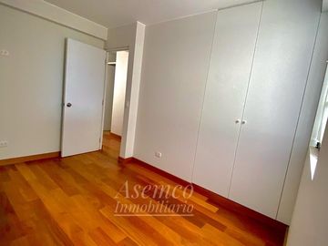 ESPACIOSO DEPARTAMENTO DE ESTRENO CON AMPLIO BALCON VALLE HERMOSO - SURCO