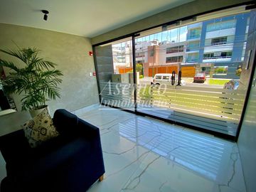 ESPACIOSO DEPARTAMENTO DE ESTRENO CON AMPLIO BALCON VALLE HERMOSO - SURCO