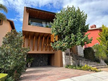 CASA EN VENTA EN CAMPO DE GOLF ALTOZANO