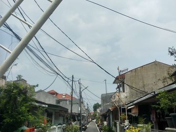 Rumah Cempaka Putih Hitung Tanah