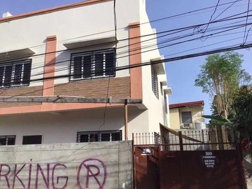 Single Attached House and Lot In Paranaque