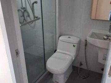 3-Storey Townhouse w/ 3-Bedrooms for Sale in Santa Lucia, San Juan City
