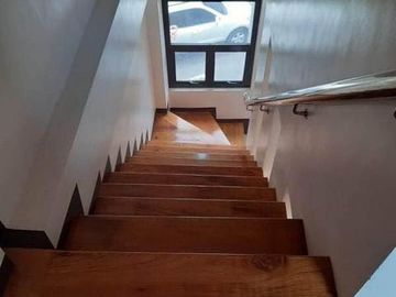 3-Storey Townhouse w/ 3-Bedrooms for Sale in Santa Lucia, San Juan City