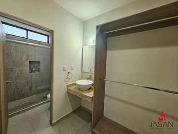 CASA en Venta 3 Recámaras, Residencial Rancho Viejo, Priv. Terrazas, Gran Peñón, SLP.