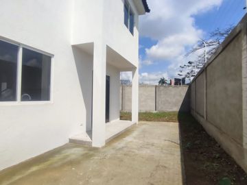 Venta casa Urbanizacion Porton del Rio Daule Guayaquil