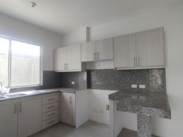 Venta casa Urbanizacion Porton del Rio Daule Guayaquil