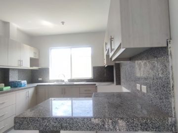 Venta casa Urbanizacion Porton del Rio Daule Guayaquil