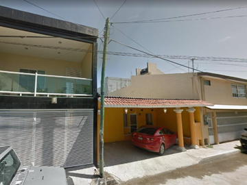 HERMOSA CASA MADREAS CAMPECHE !!!!!