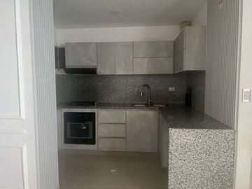 APARTAMENTO EN VENTA BARRIO LOS ALPES DE 3 HABITACIONES