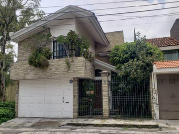 VENTA HERMOSA CASA EN BUGATTI PUEBLA