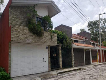 VENTA HERMOSA CASA EN BUGATTI PUEBLA