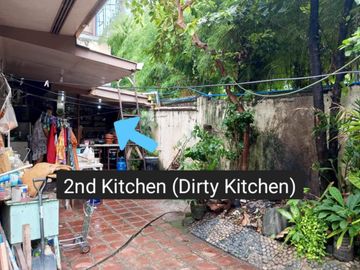 Income Generating House for Sale in Matumbo Lapulapu Cebu