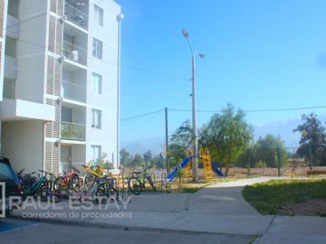 Vendemos Dpto. en Condominio con estacionamiento privado