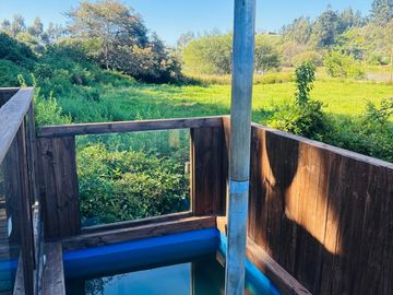 Cabaña junto a la orilla del río Chovellén: naturaleza, paz y desconexión total