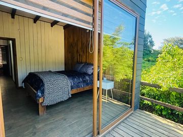 Cabaña junto a la orilla del río Chovellén: naturaleza, paz y desconexión total