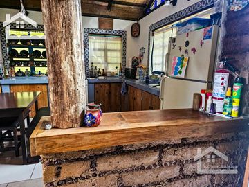 VENTA DE CABAÑA CON HERMOSOS JARDINES MINERAL DEL CHICO, CARBONERAS