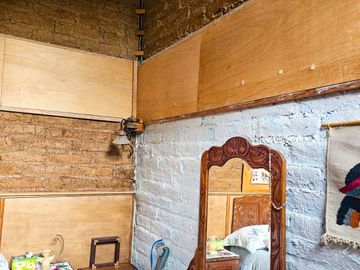 VENTA DE CABAÑA CON HERMOSOS JARDINES MINERAL DEL CHICO, CARBONERAS