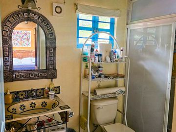 VENTA DE CABAÑA CON HERMOSOS JARDINES MINERAL DEL CHICO, CARBONERAS