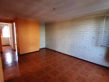 LINDA CASA SÓLIDA ORIGINAL EN CONDOMINIO