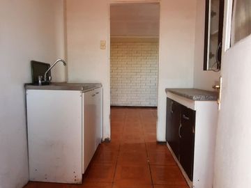 LINDA CASA SÓLIDA ORIGINAL EN CONDOMINIO