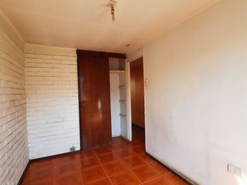 LINDA CASA SÓLIDA ORIGINAL EN CONDOMINIO