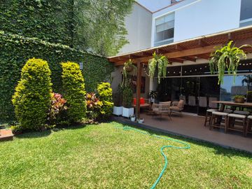 Casa en Venta en Casuarinas, Surco