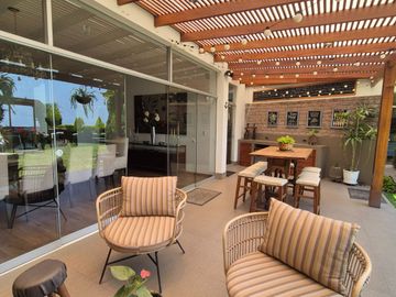 Casa en Venta en Casuarinas, Surco