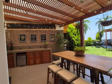 Casa en Venta en Casuarinas, Surco