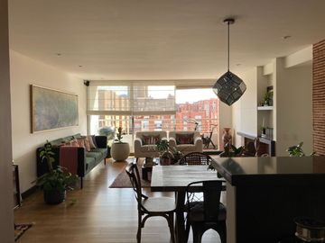 APARTAMENTO EN VENTA EN LA CALLEJA EDIFICIO CLUB HOUSE