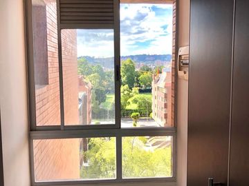 APARTAMENTO EN VENTA EN LA CALLEJA EDIFICIO CLUB HOUSE
