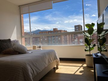 APARTAMENTO EN VENTA EN LA CALLEJA EDIFICIO CLUB HOUSE