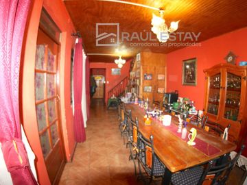 Vendemos Casa y Bodega Industrial en calle principal con tasación comercial