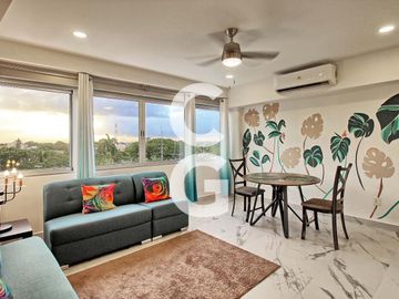 Departamento en Venta en Cancún en Barcelona Condos Amueblado en Av. Nader