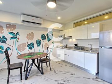 Departamento en Venta en Cancún en Barcelona Condos Amueblado en Av. Nader