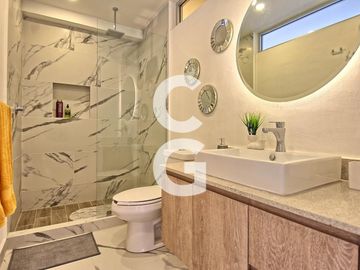 Departamento en Venta en Cancún en Barcelona Condos Amueblado en Av. Nader