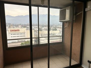 En venta muy amplio departamento de 3 dormitorios - Rodrigo de Araya