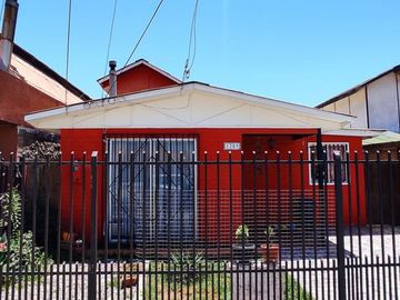 Oportunidad!! Casa en Colina El Pino, 3D 1B, $98.000.000