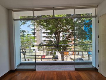 DEPARTAMENTO EN MIRAFLORES A UNA CUADRA DEL MALECON