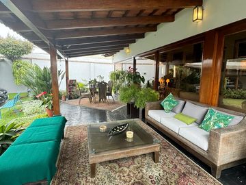 VENTA CASA CAMACHO (espalda colegio Roosevelt)