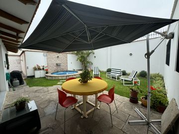 VENTA CASA CAMACHO (espalda colegio Roosevelt)