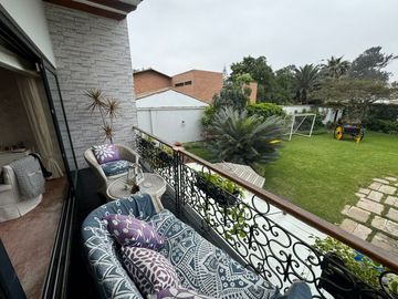 VENTA CASA CAMACHO (espalda colegio Roosevelt)