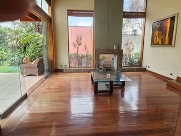 CASA EN CHACARILLA