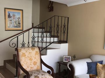 VENDO EXCELENTE CASA EN CONJUNTO RESIDENCIAL
