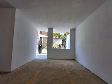 Casa en Venta Miraflores Country Club Los Lirios Mz Bh Lote 21 $125 Mil Dólares ID 1112132