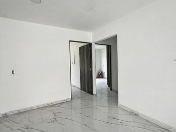 CASA EN UN NIVEL EN  VENTA