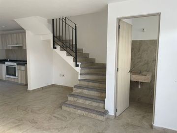 EXCELENTE CASA EN VENTA